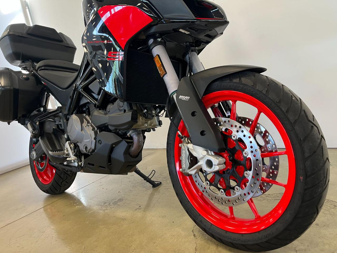 DUCATI Multistrada 950 V2 S THRILLING BLACK STREET - 4