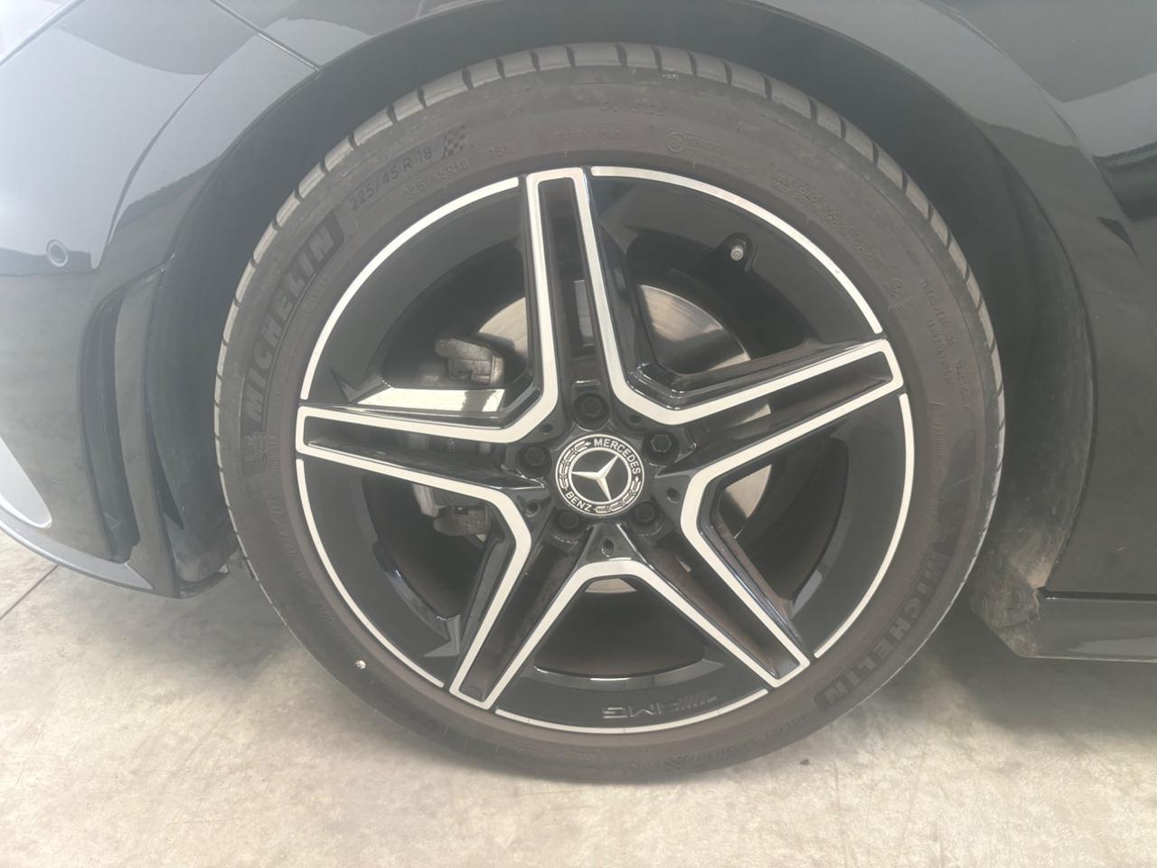 MERCEDES-BENZ CLA 180 d Automatic Shooting Brake AMG Line Premium - 15