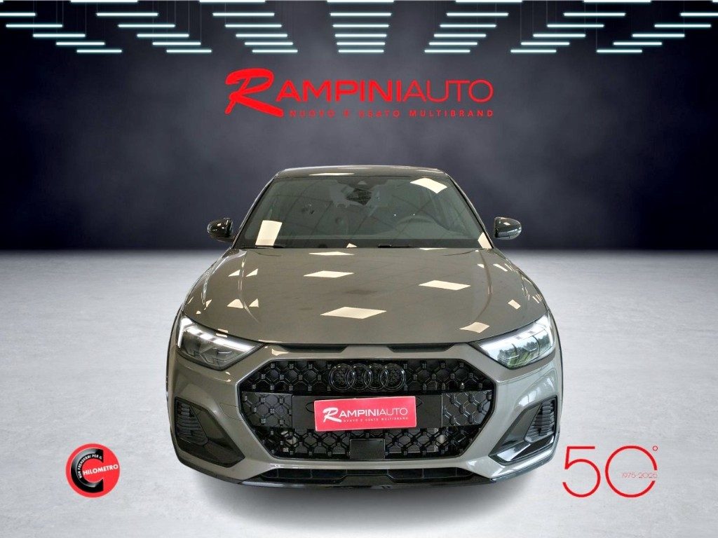 AUDI A1 allstreet 30 TFSI S tronic Identity Contrast - 4