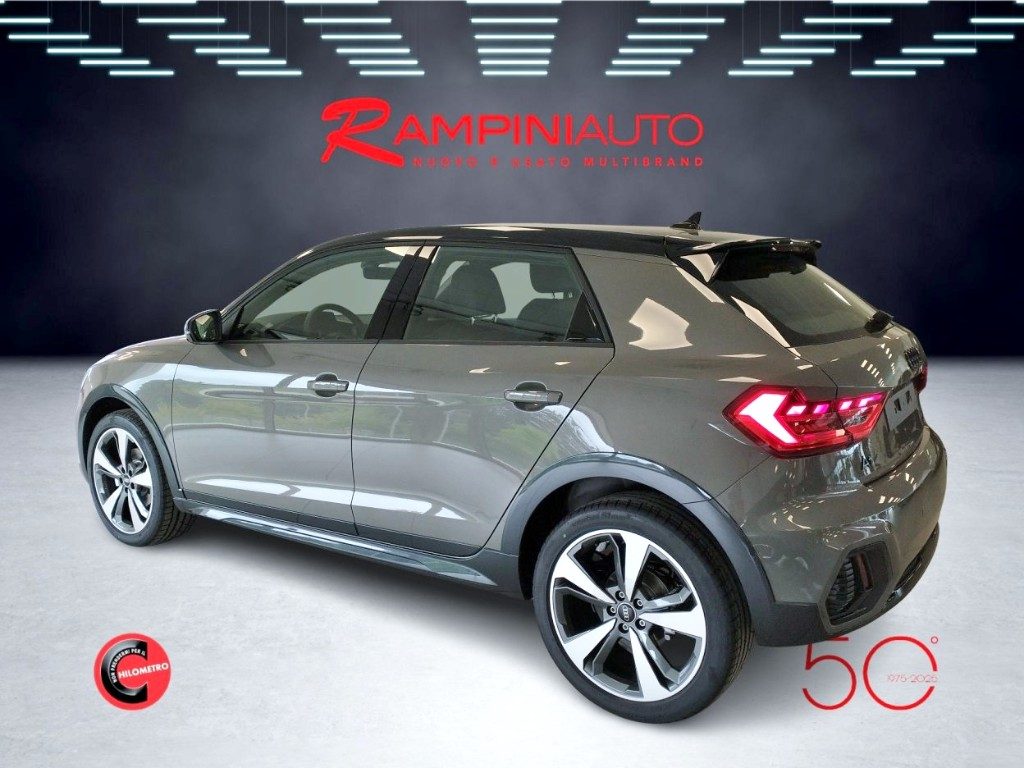 AUDI A1 allstreet 30 TFSI S tronic Identity Contrast - 13