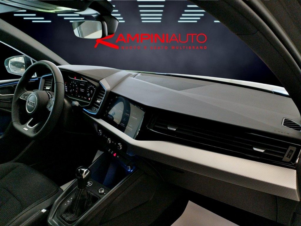 AUDI A1 allstreet 30 TFSI S tronic Identity Contrast - 21