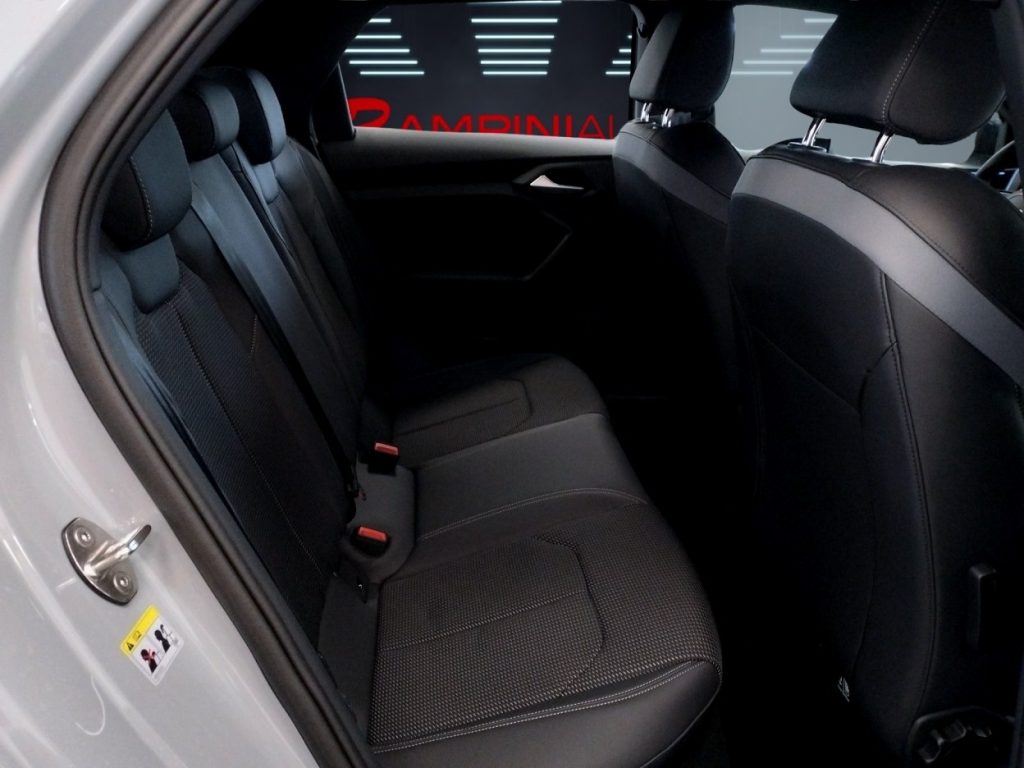 AUDI A1 allstreet 30 TFSI S tronic Identity Contrast - 19