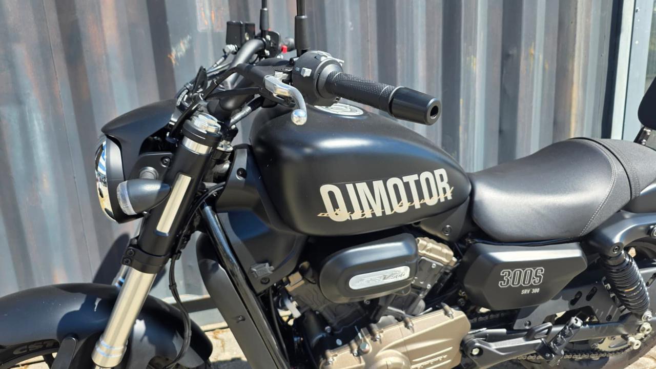 QJ MOTOR SRV 300 S - 16