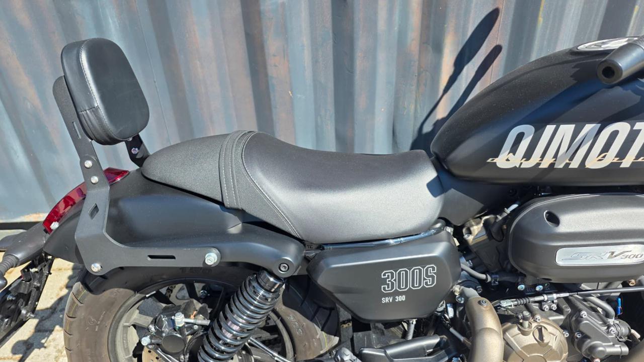 QJ MOTOR SRV 300 S - 7