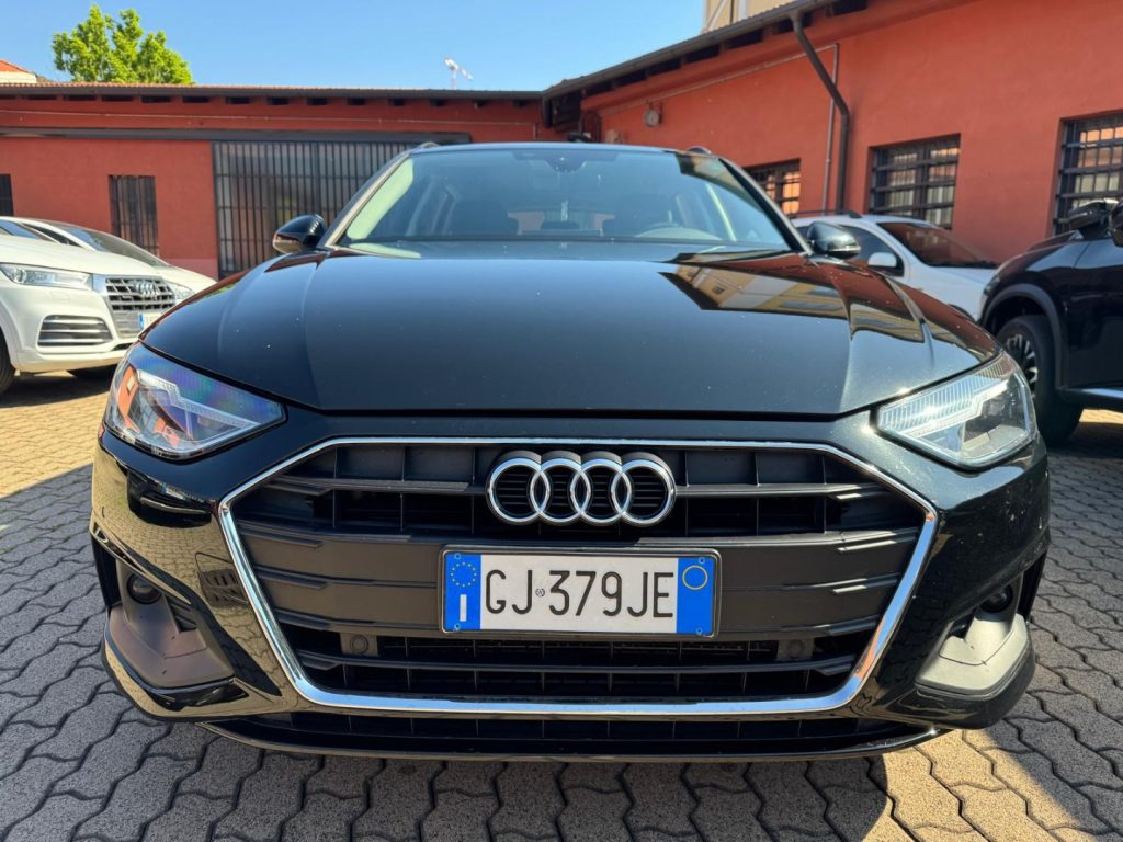 AUDI A4 Avant 40 TDI S tronic BUSINESS ADVANCED - 2