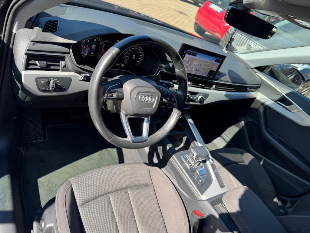 AUDI A4 Avant 40 TDI S tronic BUSINESS ADVANCED - 10