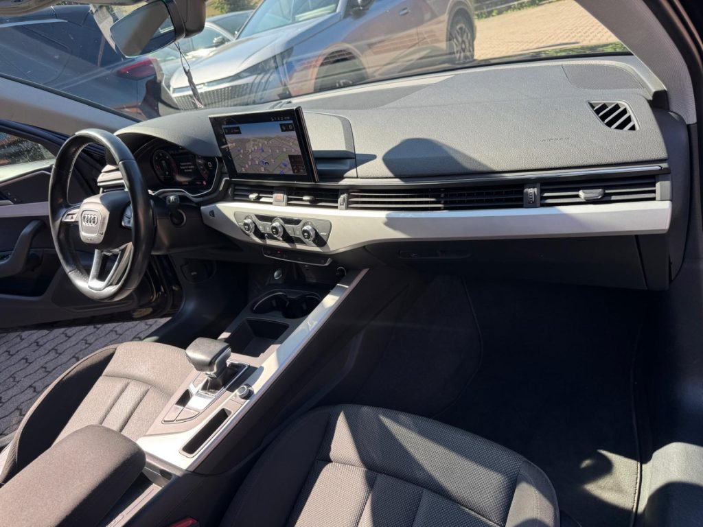 AUDI A4 Avant 40 TDI S tronic BUSINESS ADVANCED - 15