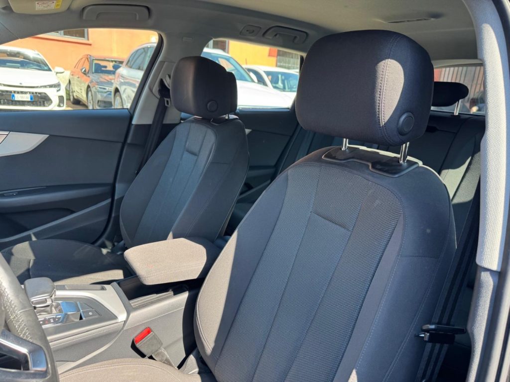 AUDI A4 Avant 40 TDI S tronic BUSINESS ADVANCED - 19