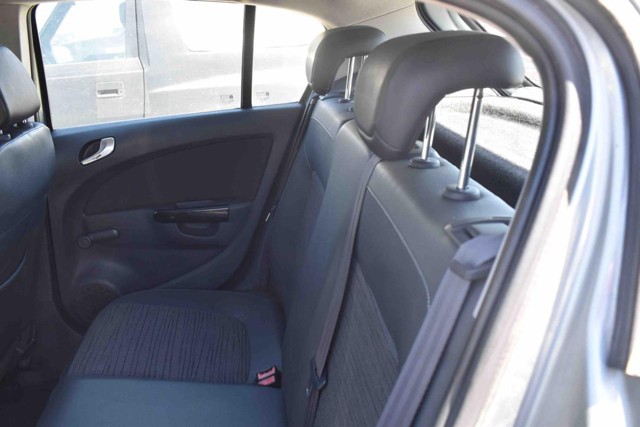 OPEL Corsa 1.2 5 porte Edition - 9