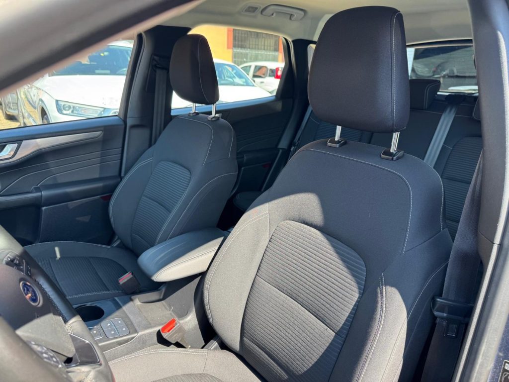 FORD Kuga 1.5 EcoBlue 120 CV aut. 2WD Titanium Business - 20