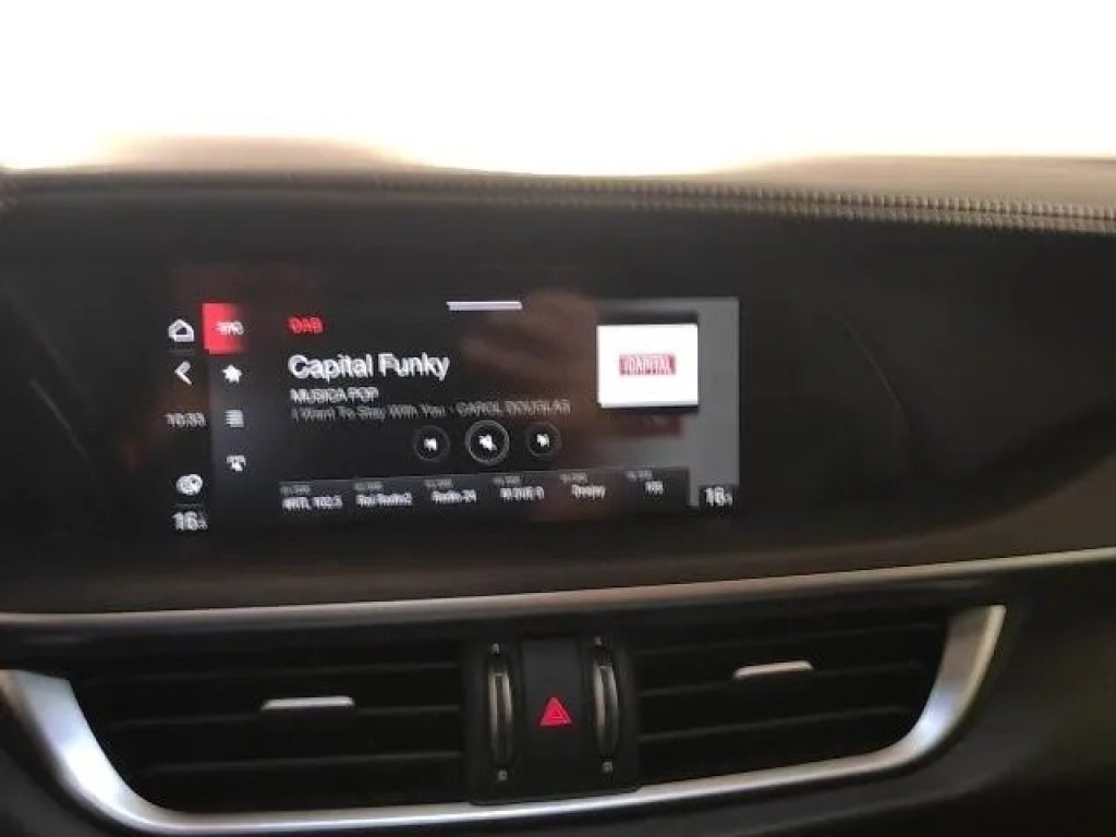 ALFA ROMEO Stelvio 2.2 d Q4 210 CV AT8 Ti Harman Kardon BLINDATO - 11