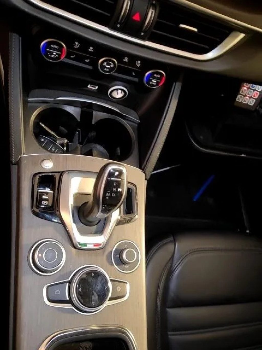 ALFA ROMEO Stelvio 2.2 d Q4 210 CV AT8 Ti Harman Kardon BLINDATO - 8