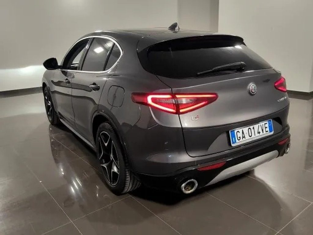 ALFA ROMEO Stelvio 2.2 d Q4 210 CV AT8 Ti Harman Kardon BLINDATO - 3