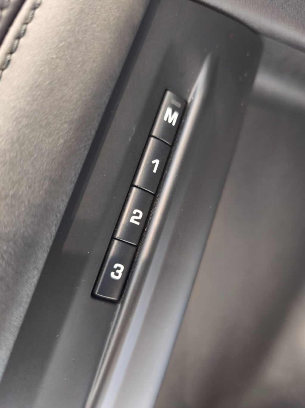 LAND ROVER Range Rover Evoque R-Dynamic 2.0 I4 200 CV MHEV AWD Navi Pelle - 17