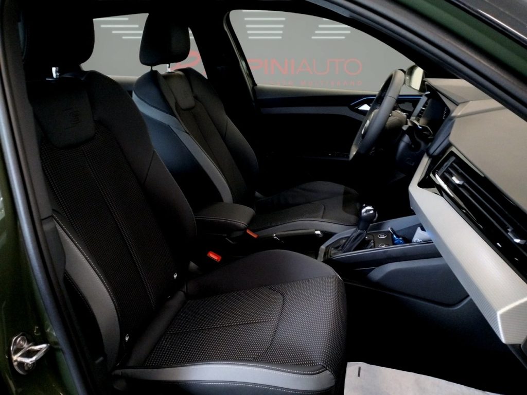 AUDI A1 allstreet 30 TFSI S tronic Identity Contrast - 19