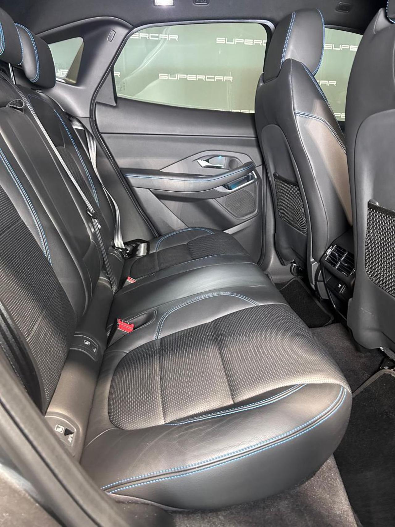 JAGUAR E-Pace 2.0D 150 CV AWD R-Dynamic - 12