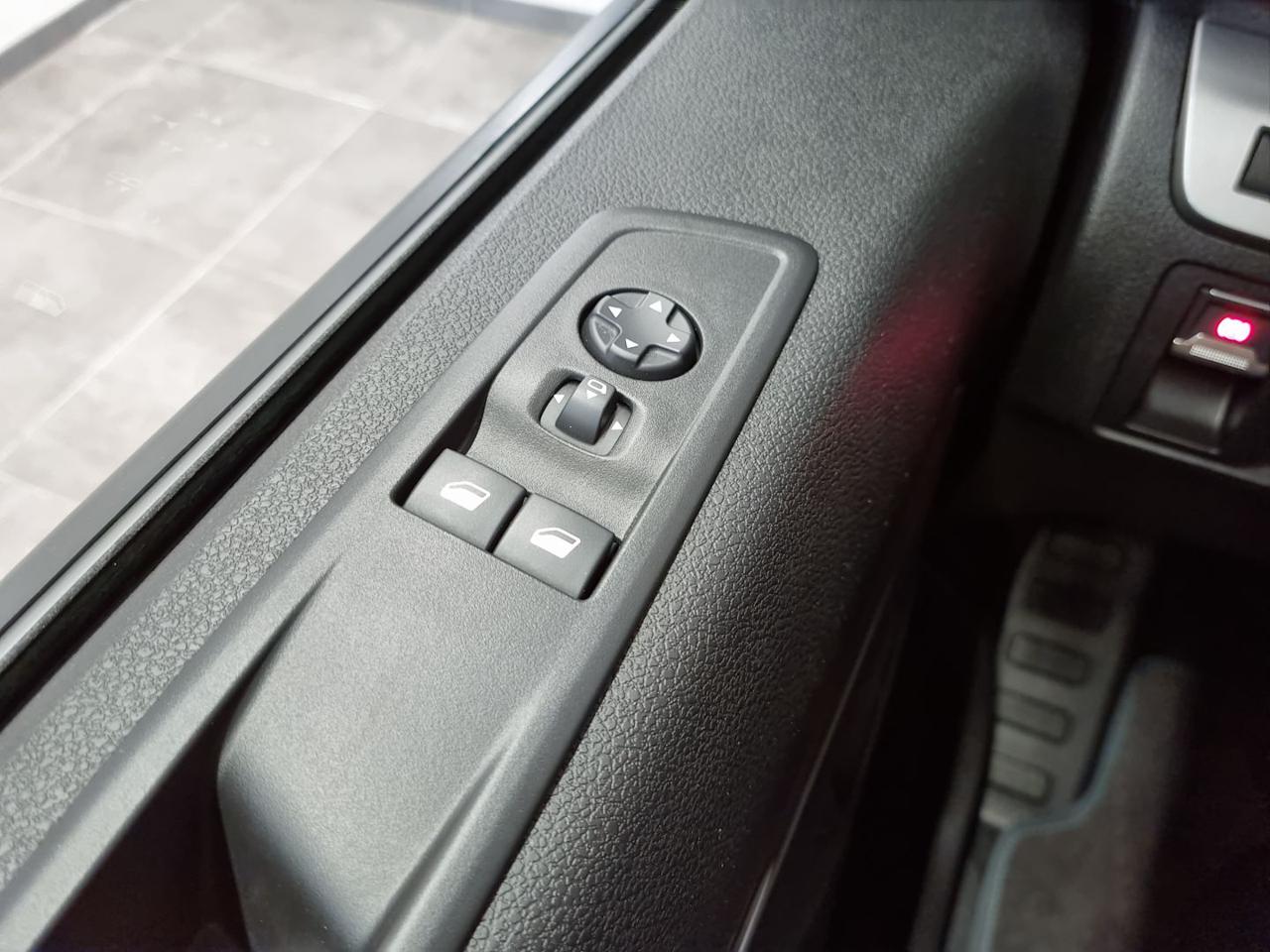 OPEL Zafira Life 2.0 Diesel 180CV aut. Start&Stop Business Edition - 23