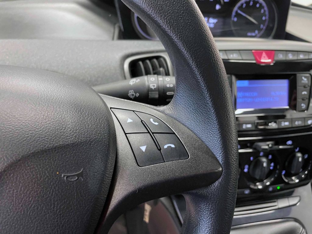 LANCIA Ypsilon 1.0 FIREFLY HYBRID - 22