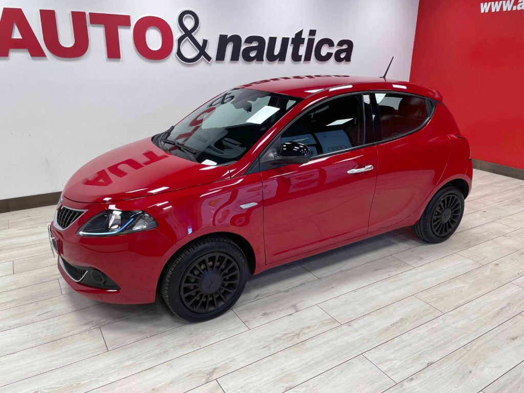 LANCIA Ypsilon 1.0 FIREFLY HYBRID - 32