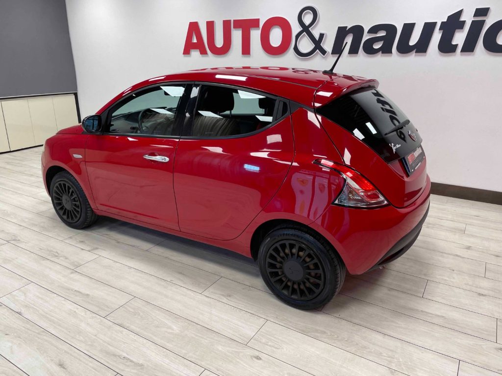 LANCIA Ypsilon 1.0 FIREFLY HYBRID - 36