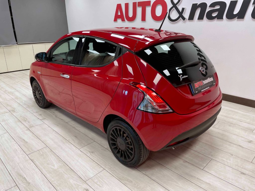 LANCIA Ypsilon 1.0 FIREFLY HYBRID - 37