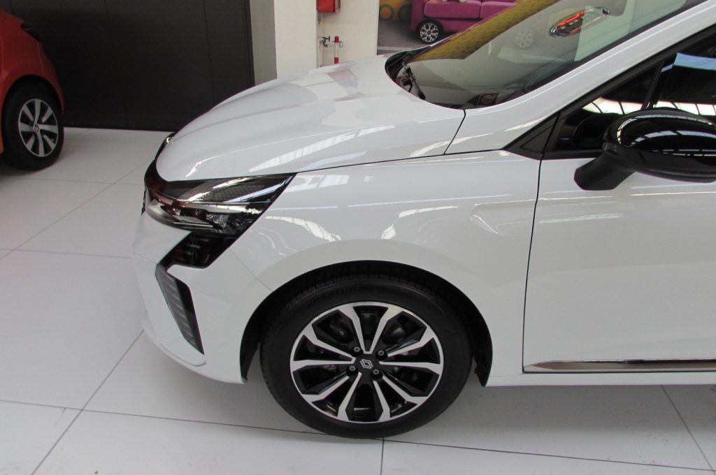 RENAULT Clio TCe 90 CV 5 porte Techno - 5