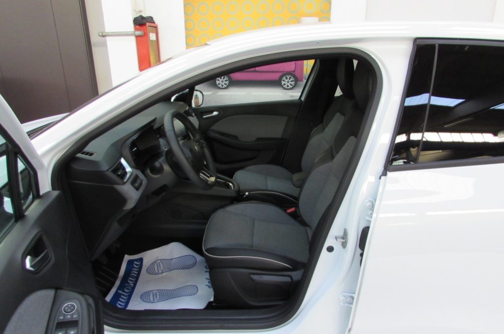 RENAULT Clio TCe 90 CV 5 porte Techno - 6
