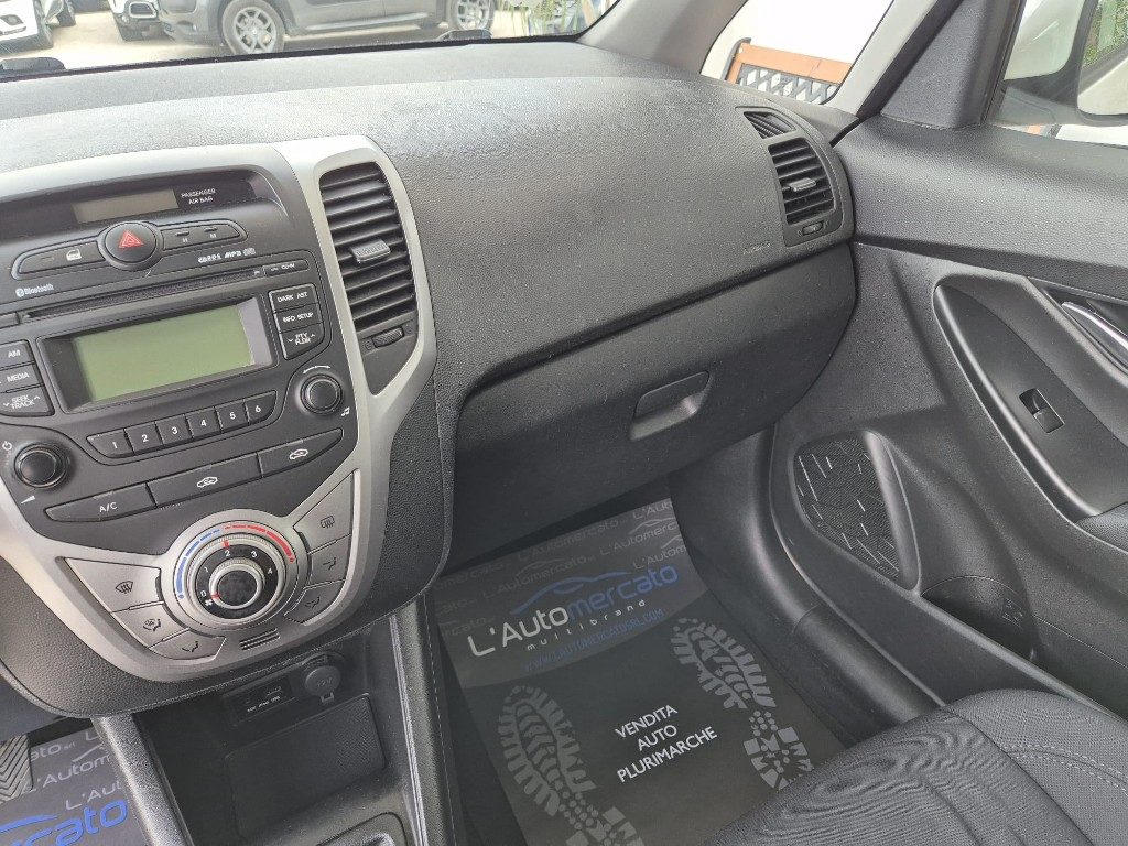 HYUNDAI iX20 1.4 CRDI 77 CV Comfort - 12