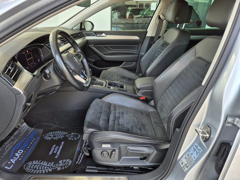 VOLKSWAGEN Passat Variant 2.0 TDI SCR EVO DSG Executive - 6