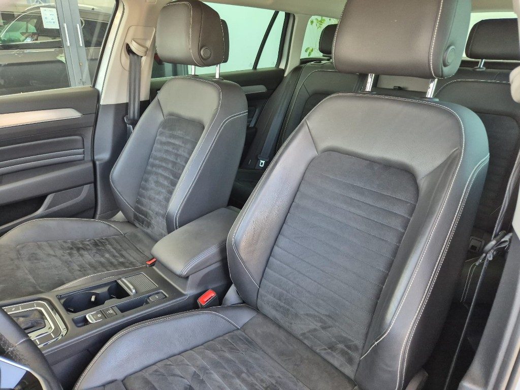 VOLKSWAGEN Passat Variant 2.0 TDI SCR EVO DSG Executive - 8