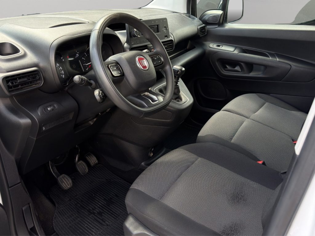 FIAT Doblo 1.5 100cv 3 posti - 7