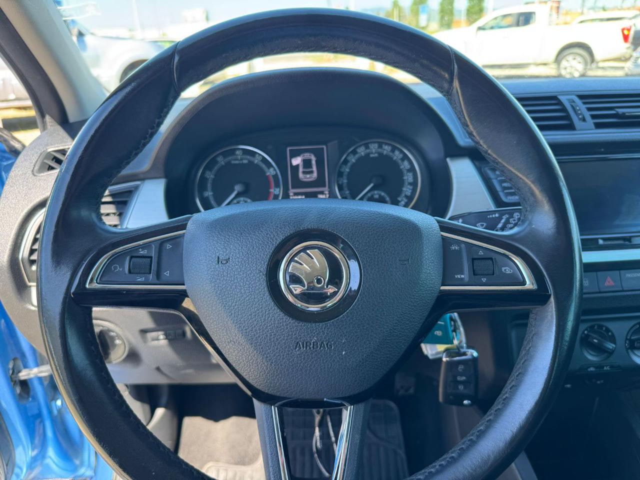 SKODA Fabia 1.0 TSI Design Edition - 10