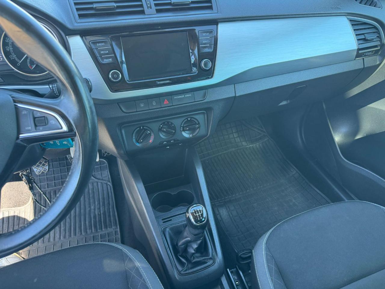 SKODA Fabia 1.0 TSI Design Edition - 12