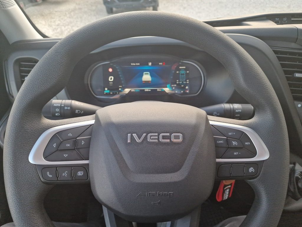 IVECO DAILY  35C18 E6 NUOVO + CASSONE FISSO da 4,40 - 12