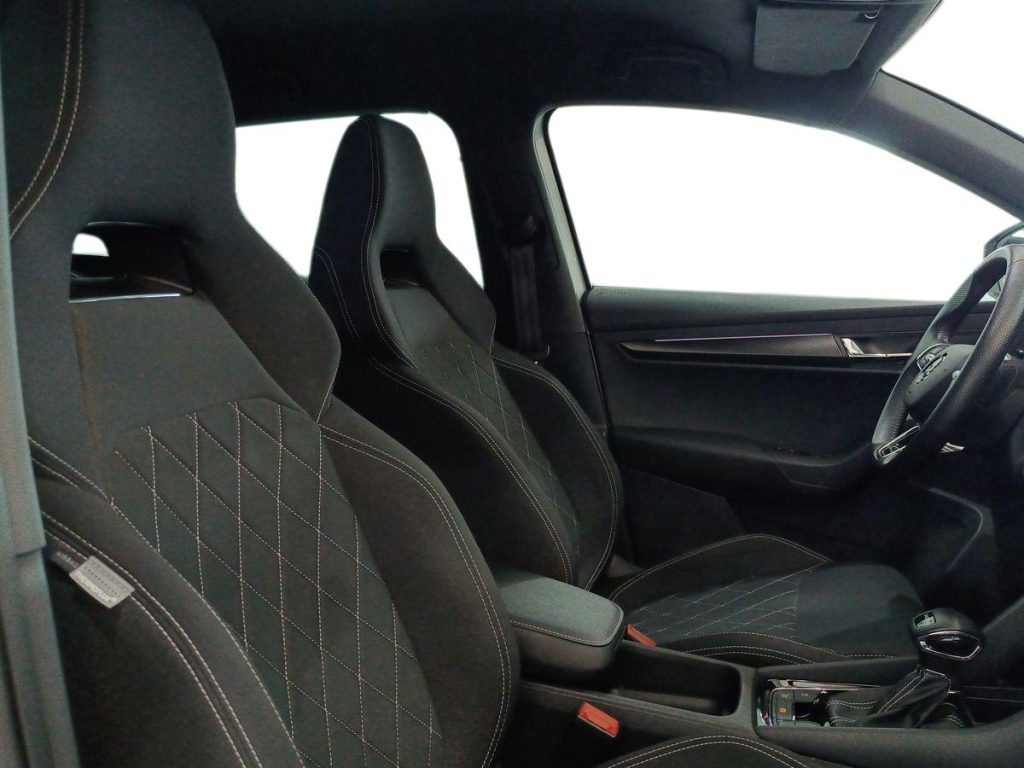 SKODA Karoq 1.5 TSI ACT DSG SportLine - 10