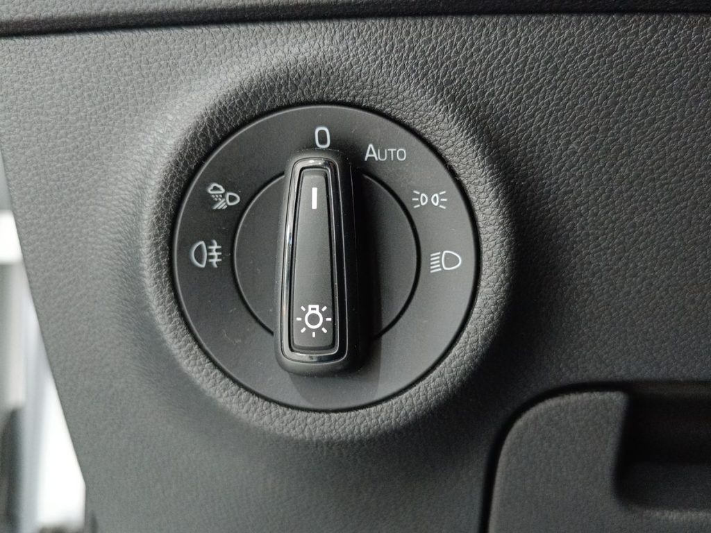 SKODA Karoq 1.5 TSI ACT DSG SportLine - 17