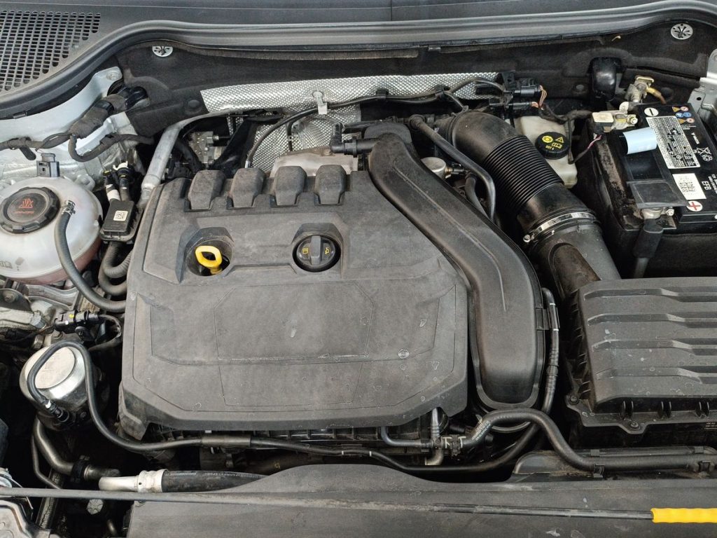 SKODA Karoq 1.5 TSI ACT DSG SportLine - 22