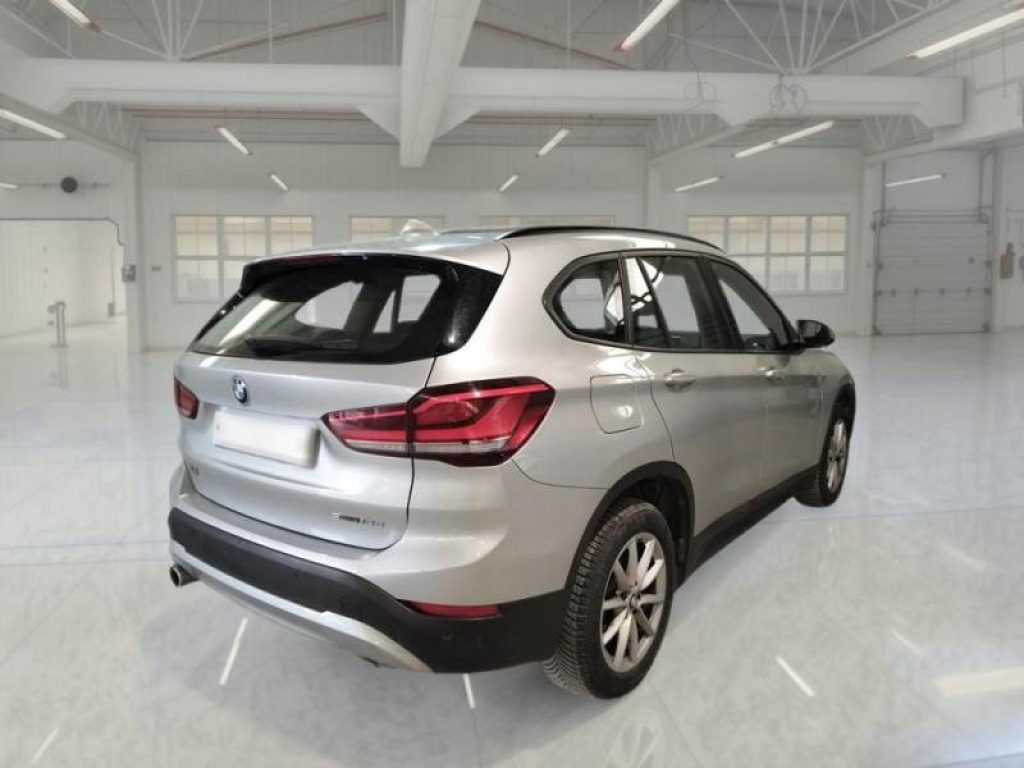 BMW X1 sDrive16d Business Advantage - 2