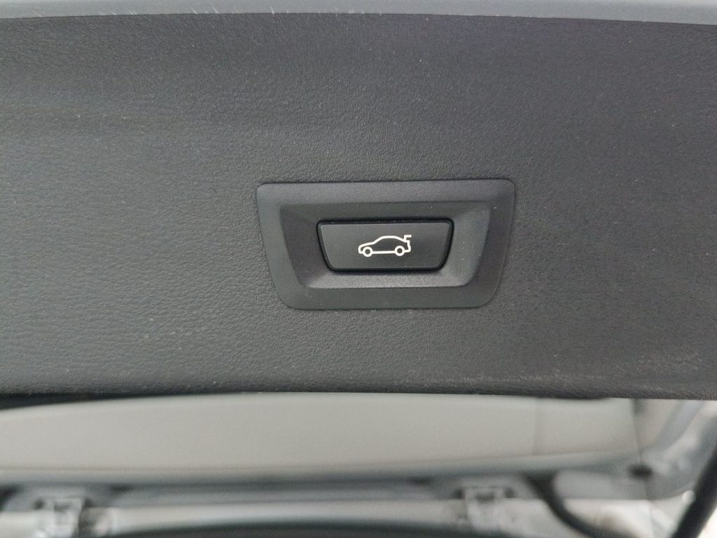 BMW X1 sDrive16d Business Advantage - 25