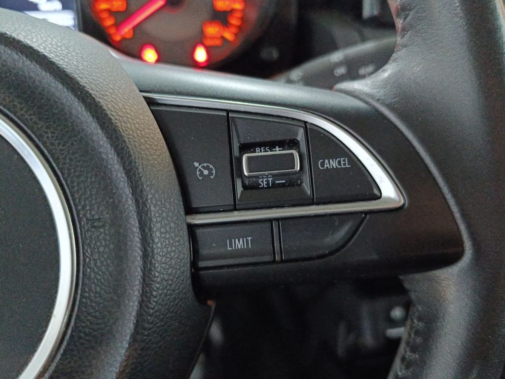 SUZUKI Jimny 1.5 4AT Top - 19