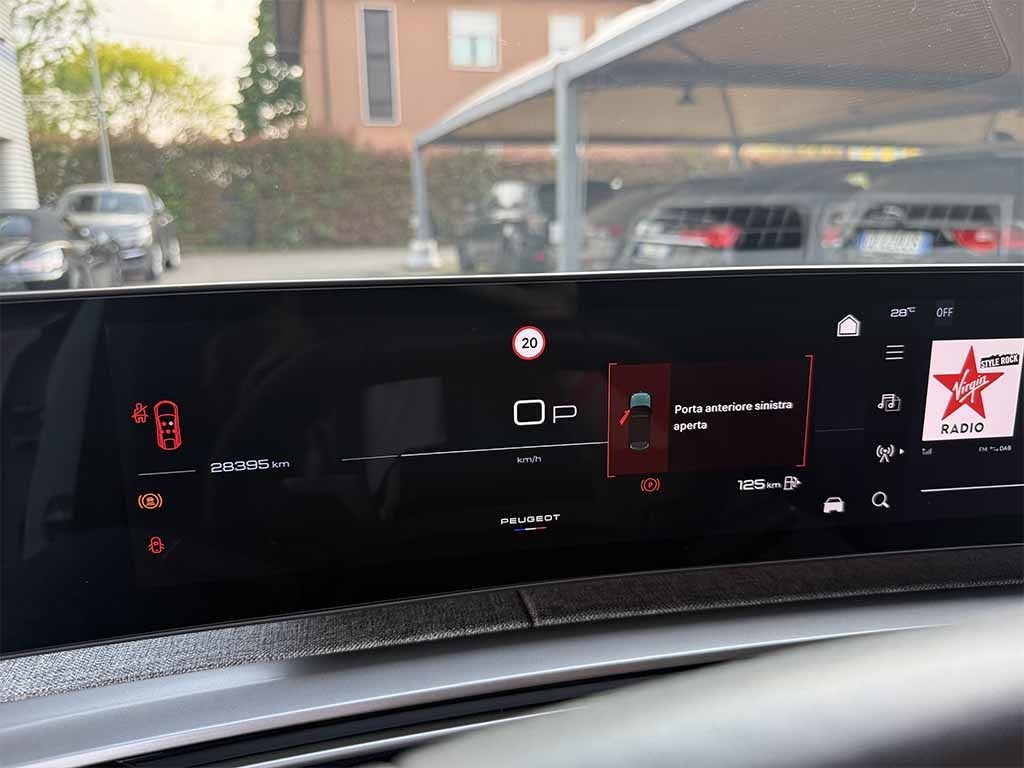 PEUGEOT 3008 hybrid Allure TELECAMERA CERCHI 19 IVA ESPOSTA - 13