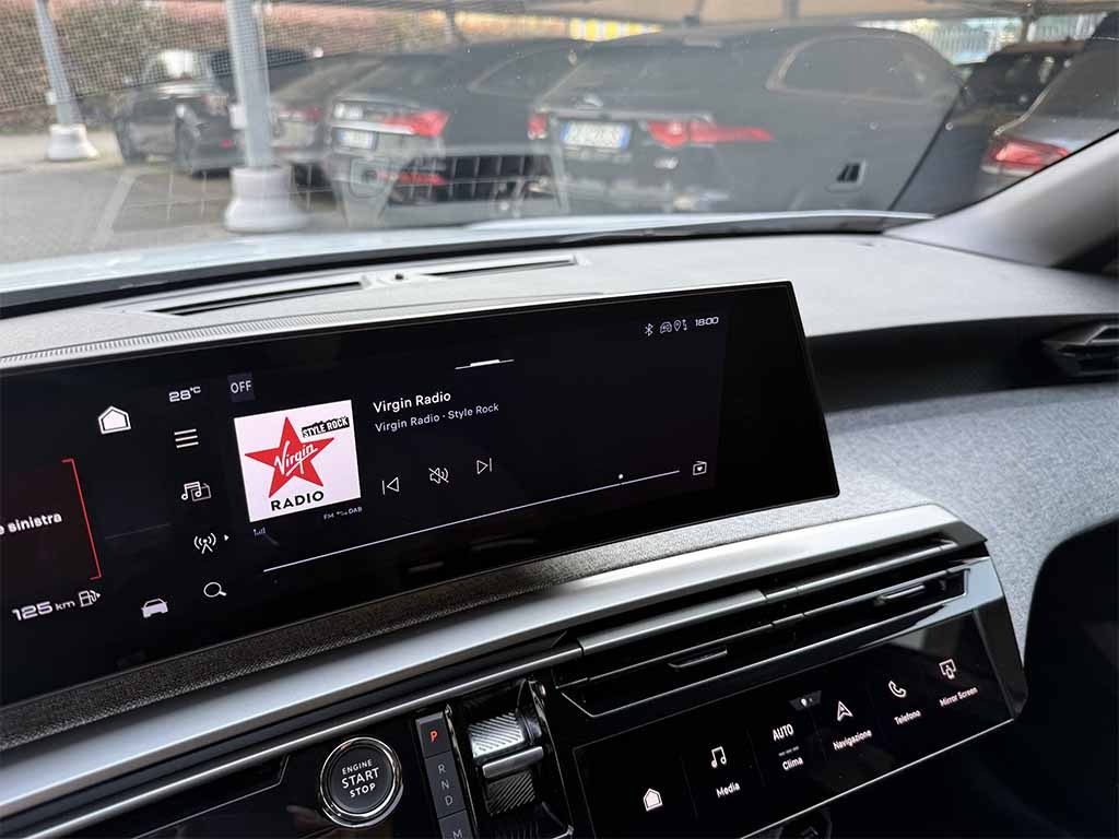 PEUGEOT 3008 hybrid Allure TELECAMERA CERCHI 19 IVA ESPOSTA - 17