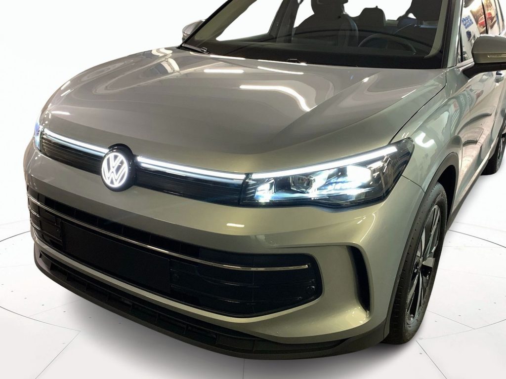 VOLKSWAGEN Tiguan Nuova Tiguan Edition Plus 1.5 eTSI ACT 110 kW (150 - 25