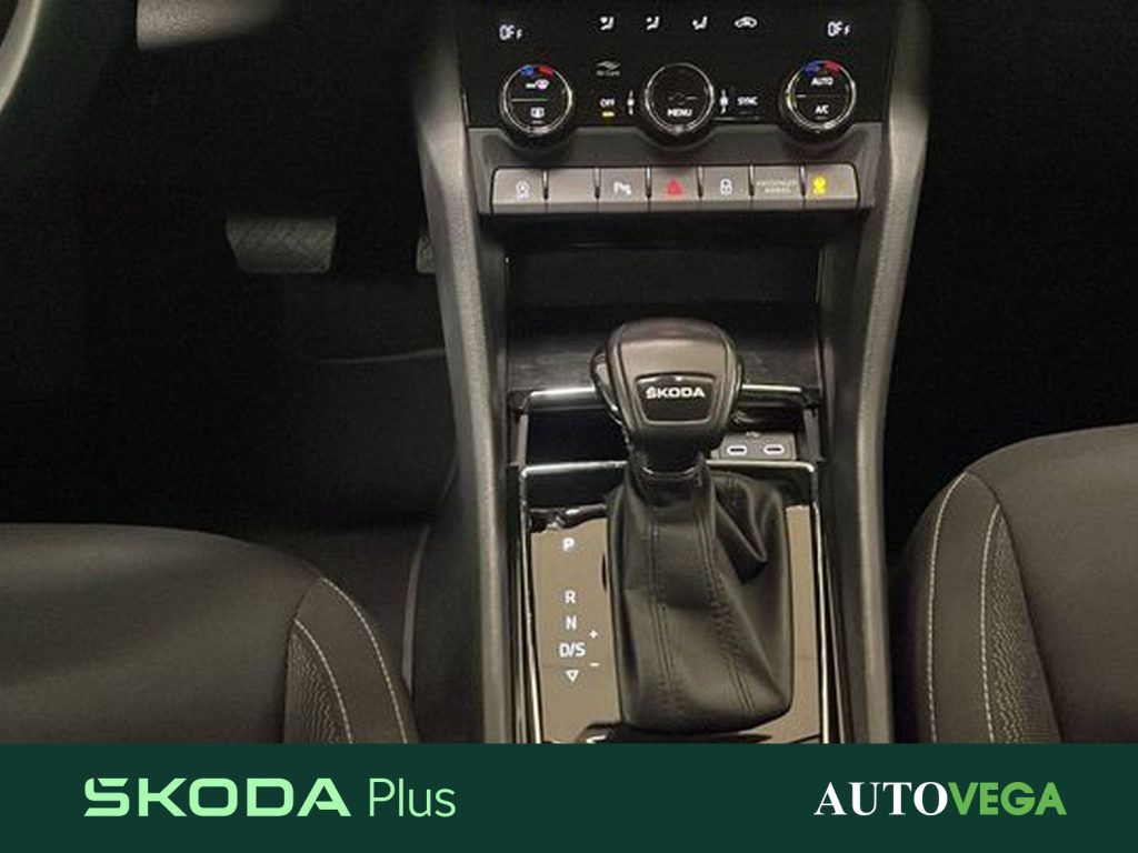 SKODA Karoq 2.0 tdi evo executive 115cv dsg - 11