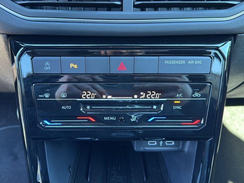 VOLKSWAGEN T-Cross Nuova T-Cross R-Line Plus 1.0 TSI 85 kW (115 CV) M - 17