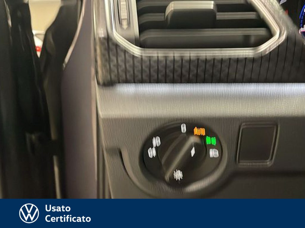 VOLKSWAGEN T-Cross 1.0 tsi advanced 110cv dsg - 17
