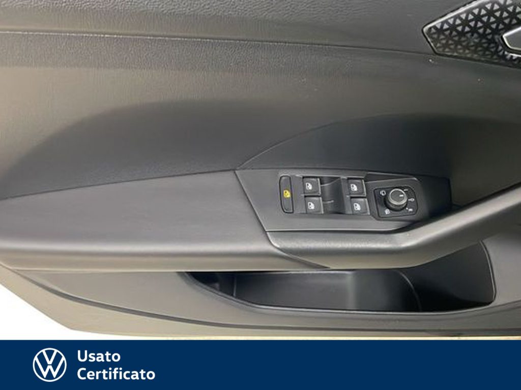 VOLKSWAGEN T-Cross 1.0 tsi advanced 110cv dsg - 18