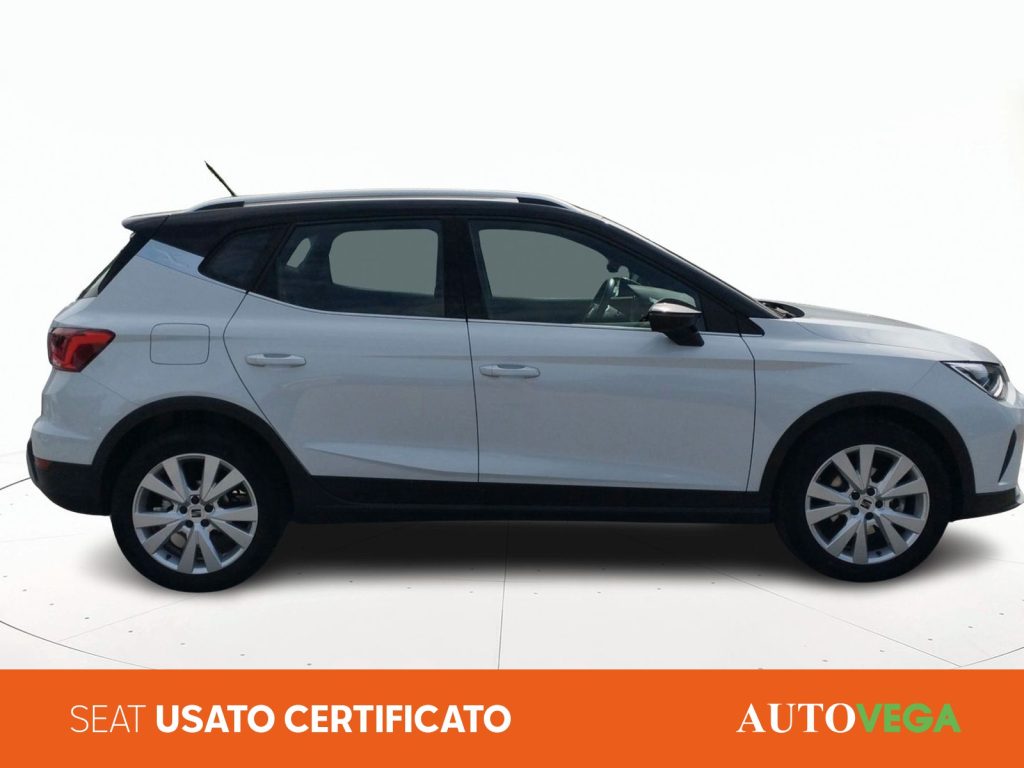 SEAT Arona 1.0 ecotsi style 110cv - 3