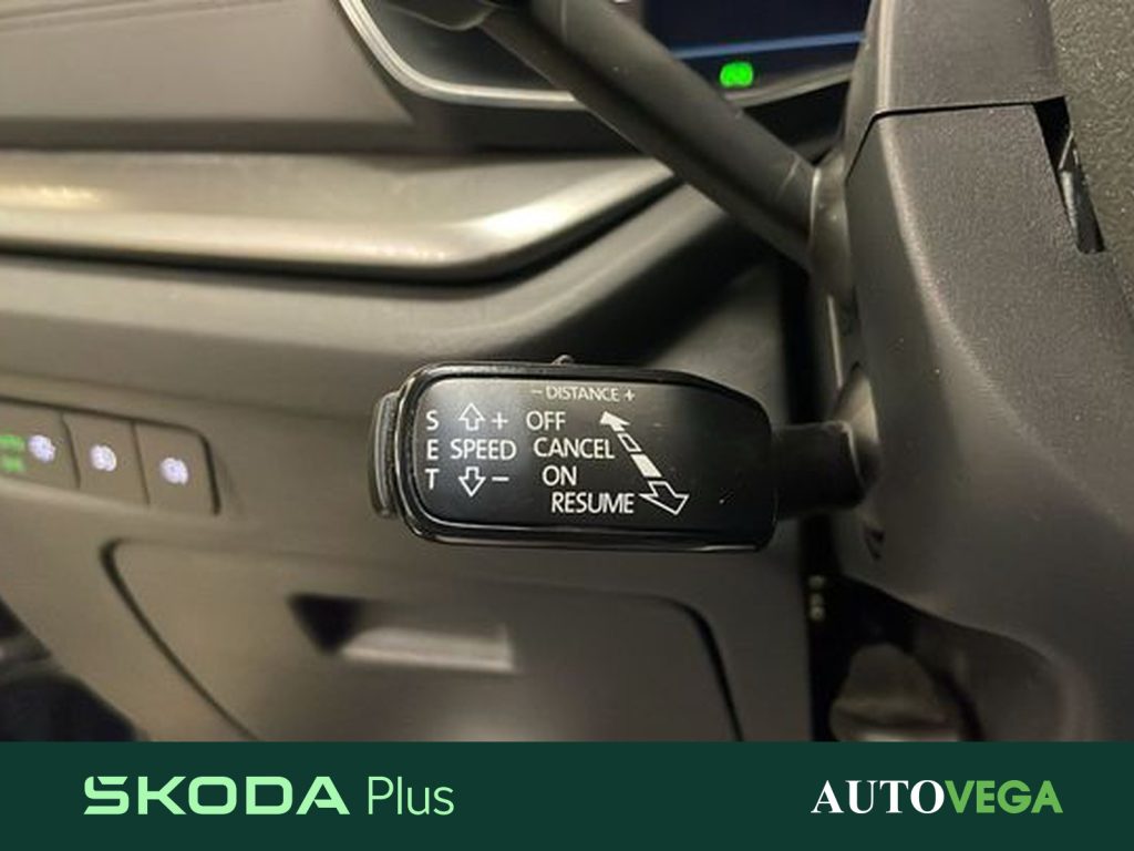 SKODA Octavia wagon 2.0 tdi evo executive 150cv dsg - 16