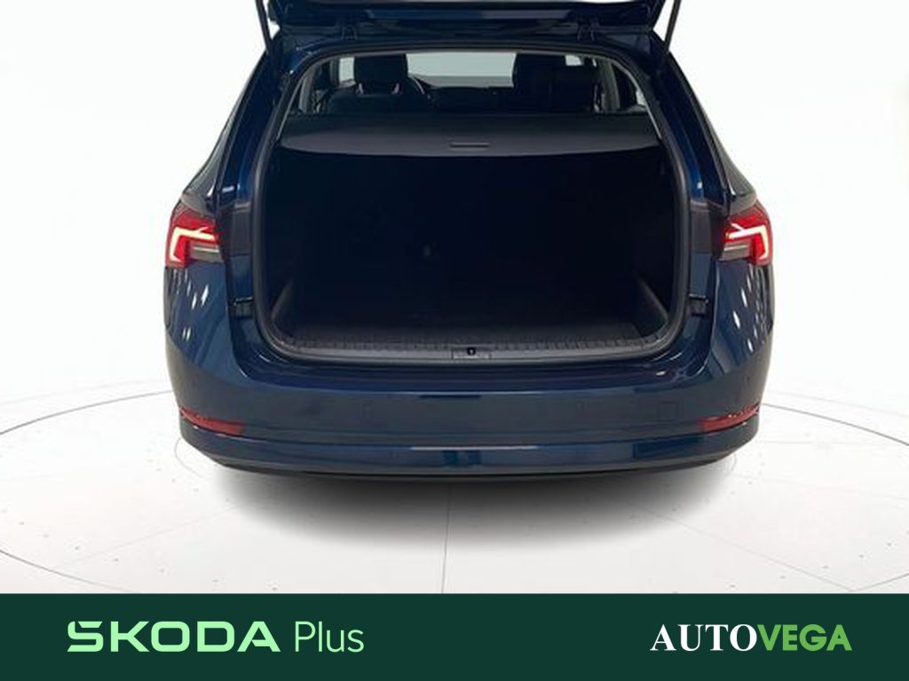 SKODA Octavia wagon 2.0 tdi evo executive 150cv dsg - 18